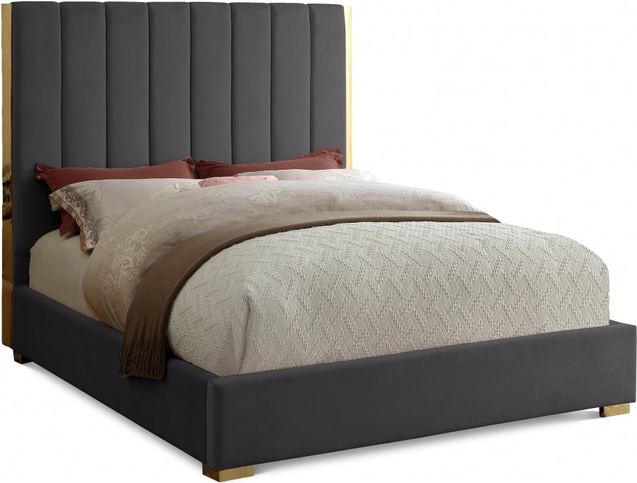 Luxe 3 Velvet Bed